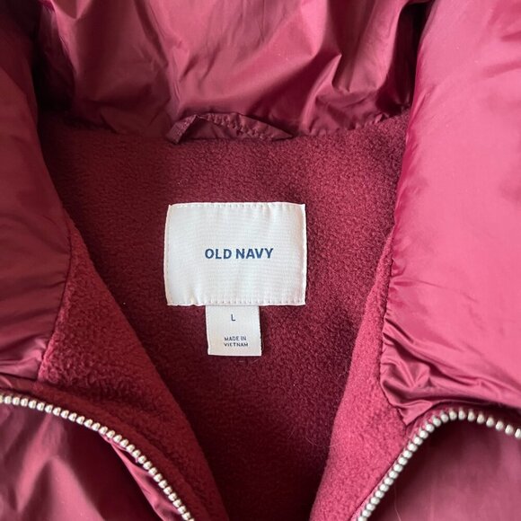Old Navy Burgundy Puffer Vest L - Picture 3 of 5
